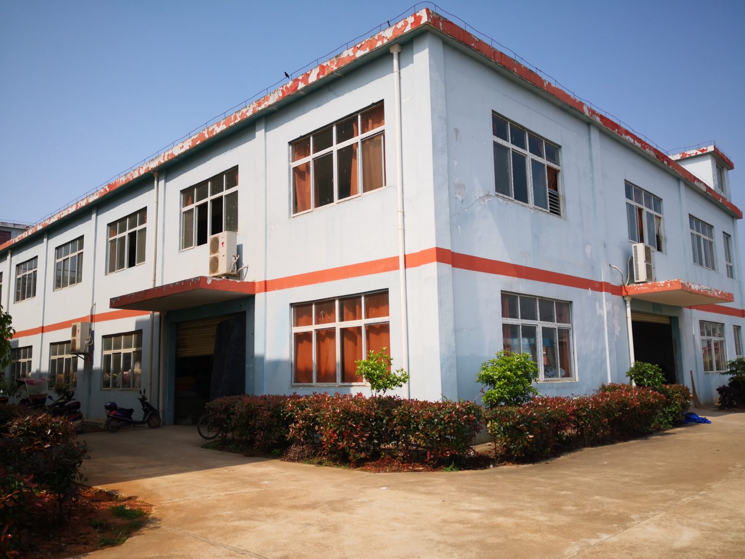 Who We Are Sarah Pet Products